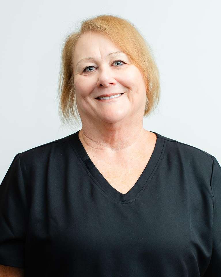 Suzanne, dental hygienist and office administrator at Ruggless Dental in 62704